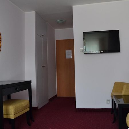 Hotel&Restauracja Zlote Runo Góra Kalwaria الغرفة الصورة