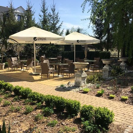 Hotel&Restauracja Zlote Runo Góra Kalwaria المظهر الخارجي الصورة