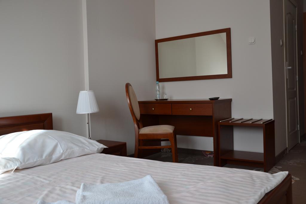 Hotel&Restauracja Zlote Runo Góra Kalwaria الغرفة الصورة
